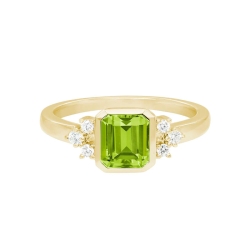 Emerald Cut Peridot Bezel Diamond Ring