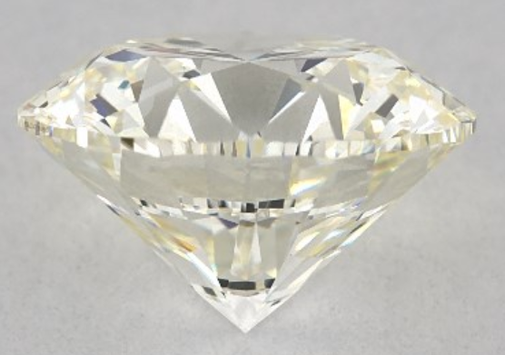 Pleasant yellowish hue in 2 ct. L color